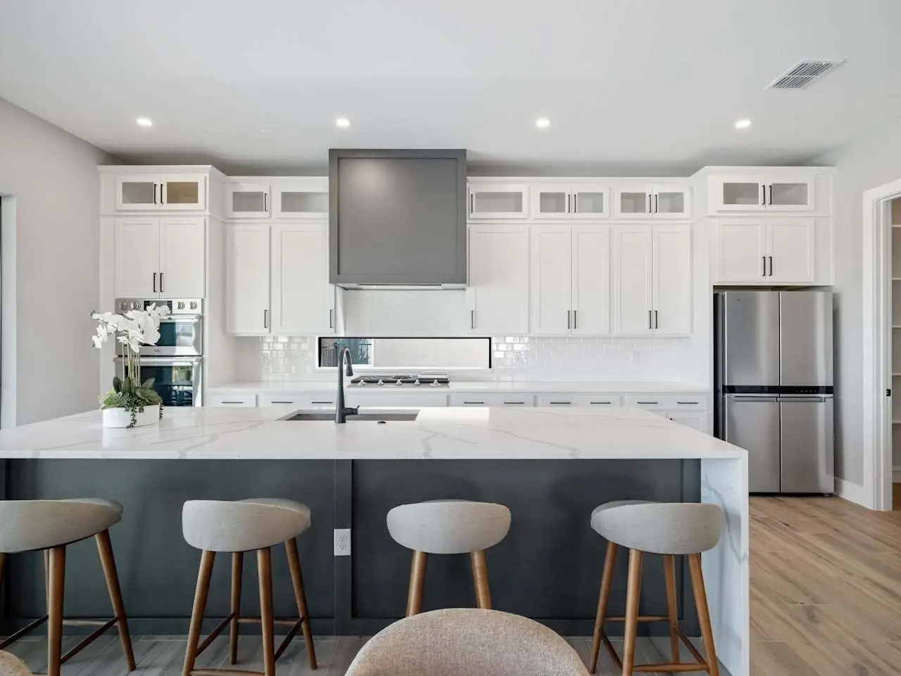 Kitchen Cabinets Contractor