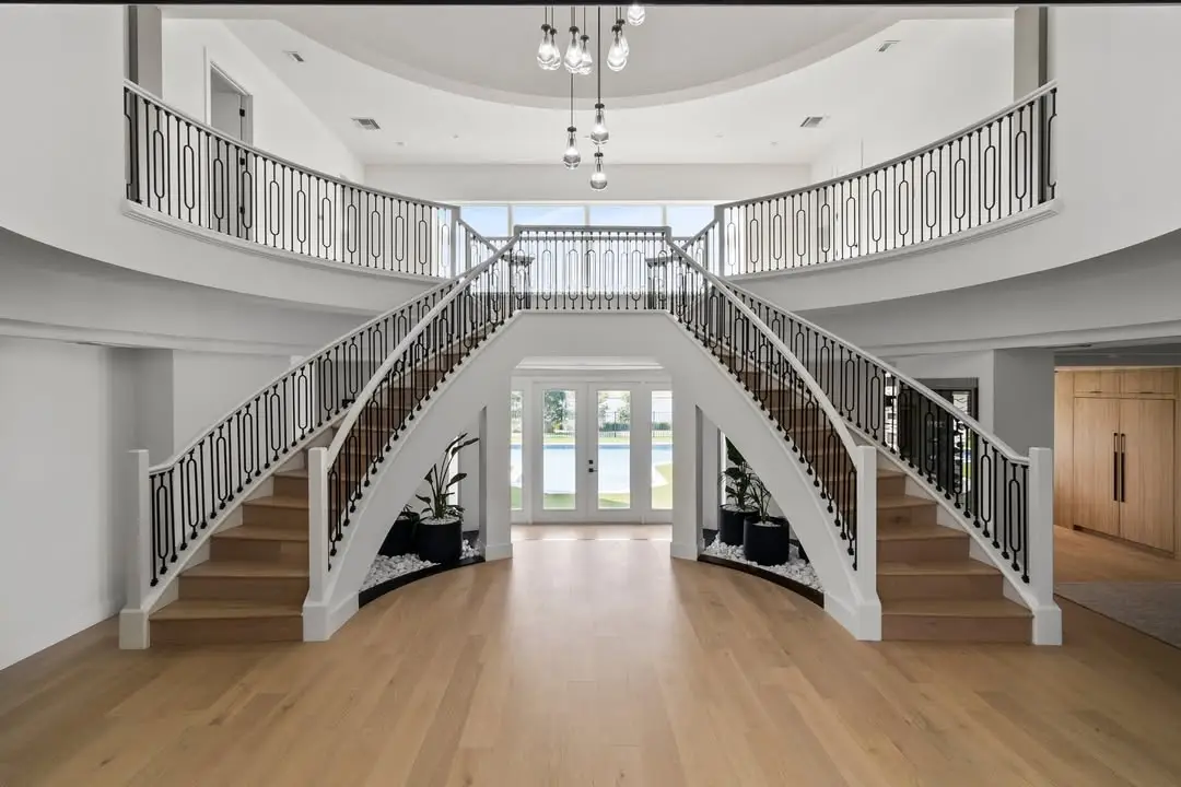 FLOORING CONTRACTOR (2)