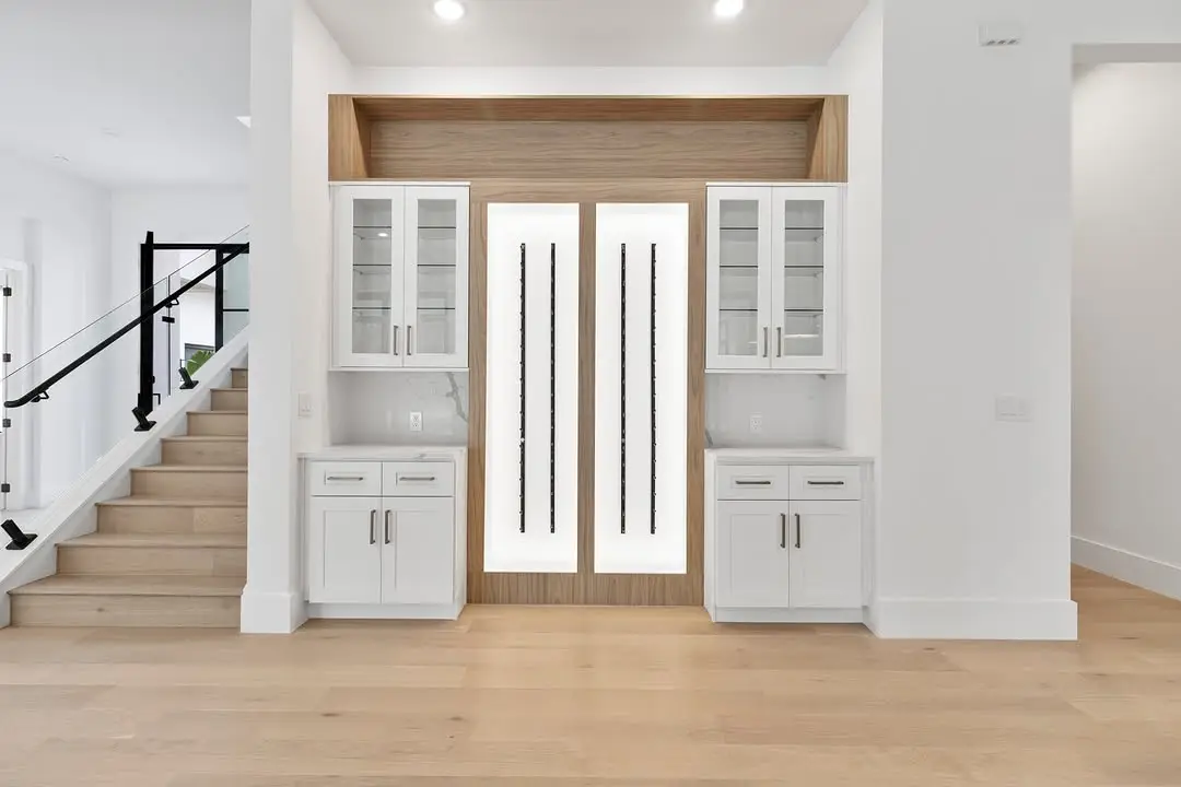 FLOORING CONTRACTOR (4)